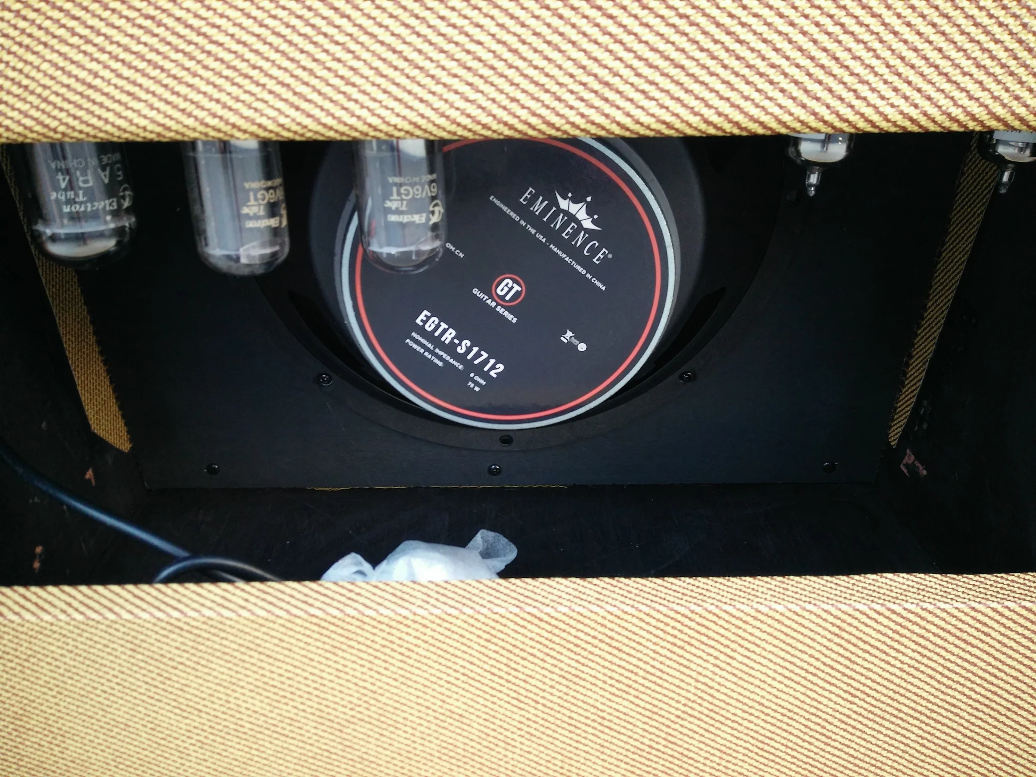 Tube amplifier for electric guitar Handwired turret board construction all tube circuit