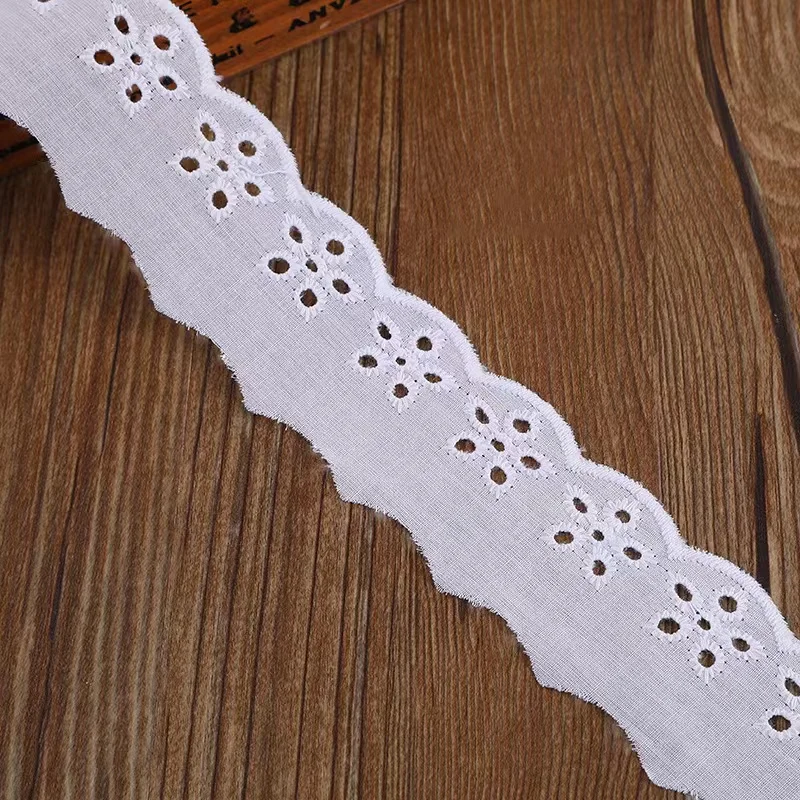 Flower Pattern Cotton Embroidery Eyelet Crochet Bridal Lace Trim