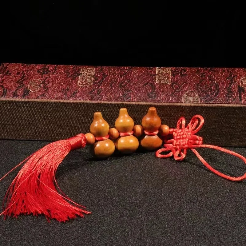2023 Hot Sale Hanging Mahogany Carving Gourd Protection Lucky Fengshui