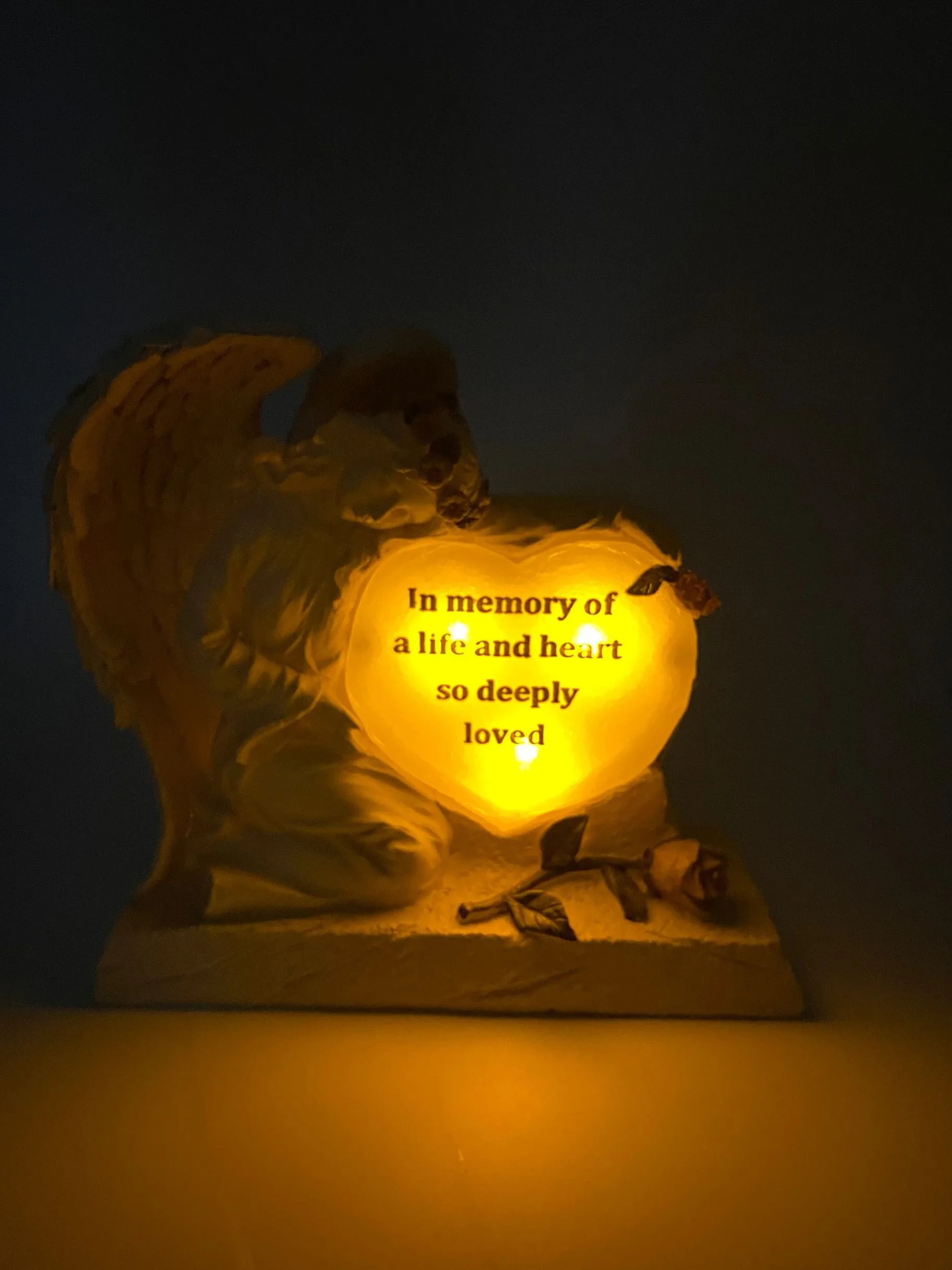 Angel Holding Heart solar garden decoration Powered Memorial Decoration