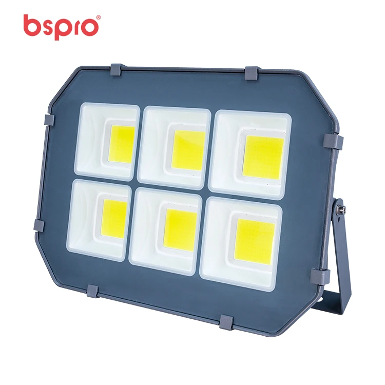 Universal Compatibility Lap Dryden-2 Outdoor Chain Light Fixture Electric  Led Flood light With Hight lumen 300W 18000Lm