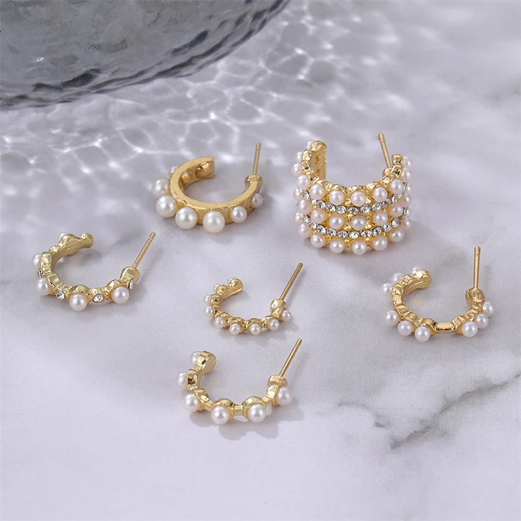Fashion Pearl Jewelry 6Pcs/Set Crystal Pearl Beaded Ear Cuff Chunky Dainty Ear Clip Golden Stud Earrings with Pearls