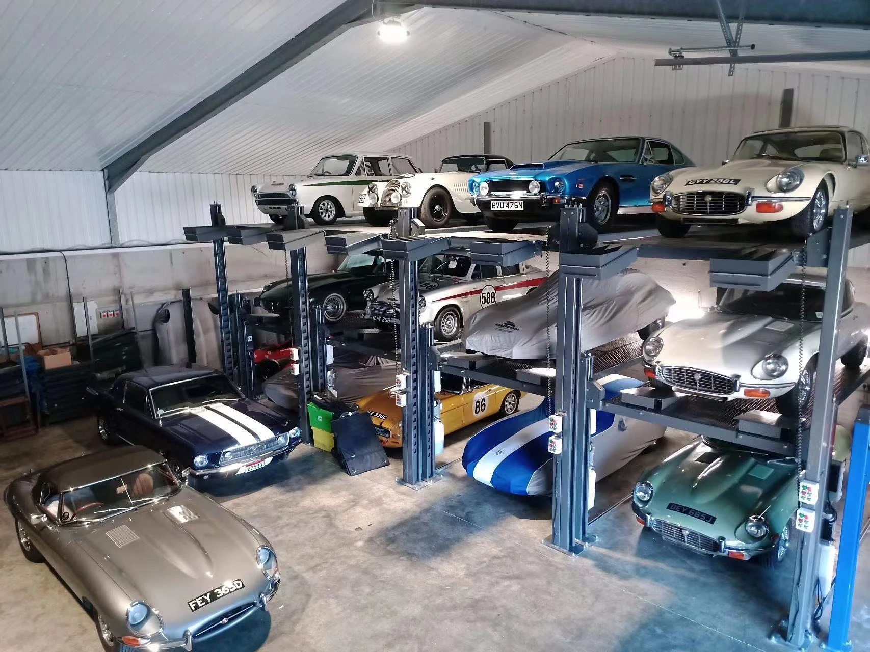 Car Triple Stacker Parking Lift Equipment