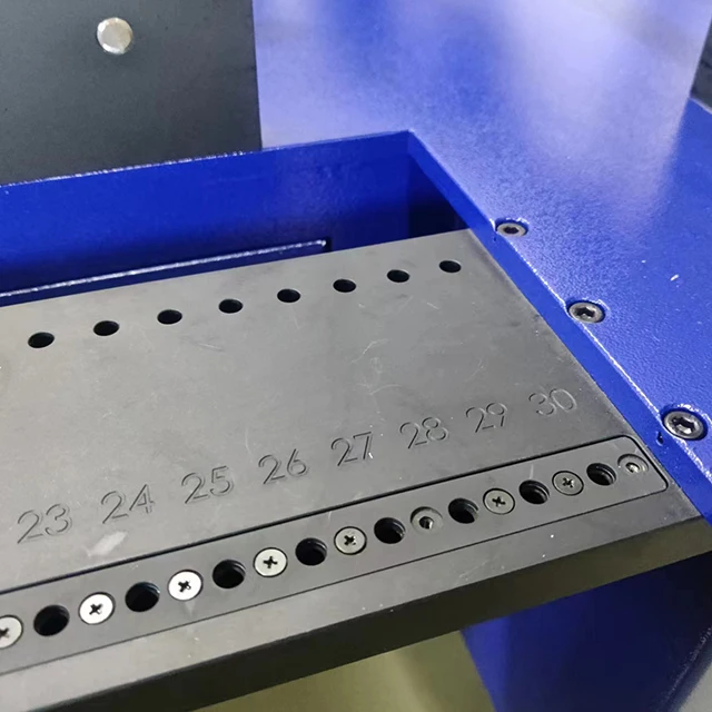 4/6 head small desktop SMT machine Pcb assembly automatic production line SMT SMT machine Dongguan manufacturer