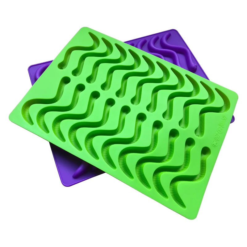 USA Best Selling High Quality food grade Silicone Gummy Worms Molds Dishwasher Safe BPA Free Silicone Gummy Worms Candy Molds