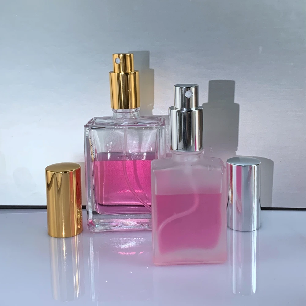 Luxury recyclable 30ml 50ml 100ml 120ml frosted glass perfume bottle with pump spray cap