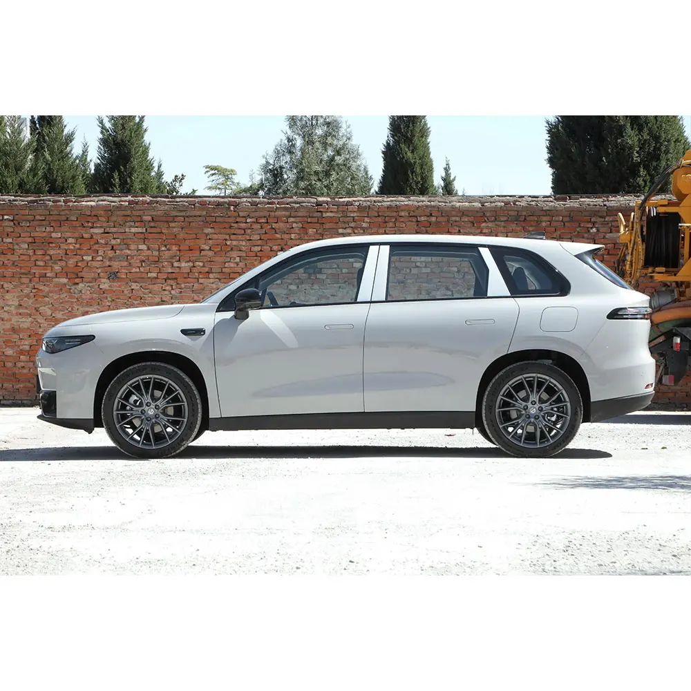 Adult Cheap 4 Wheel Chinese New Sport Electric Cars Leapmotor C10 Price China Extender 210 Vehicle Price For Sale