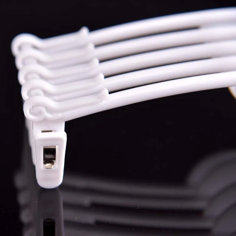 custom design Economical eco-friendly PS material transparent plastic hanger for underwear with clip