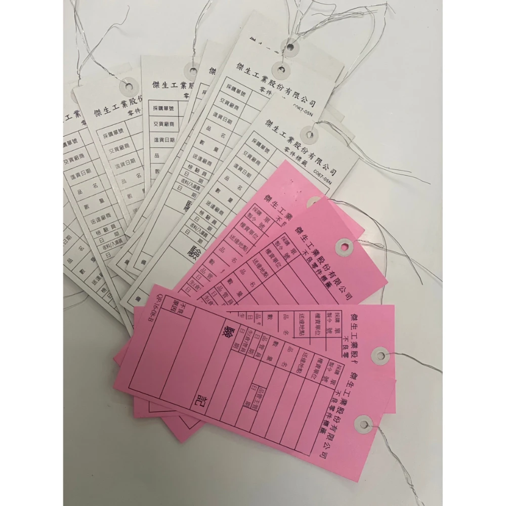 Wholesale Waterproof Vinyl Label Sticker For Cosmetic Glass Plastic Bottle Customized Matte Adhesive PVC Oil-Proof Packaging