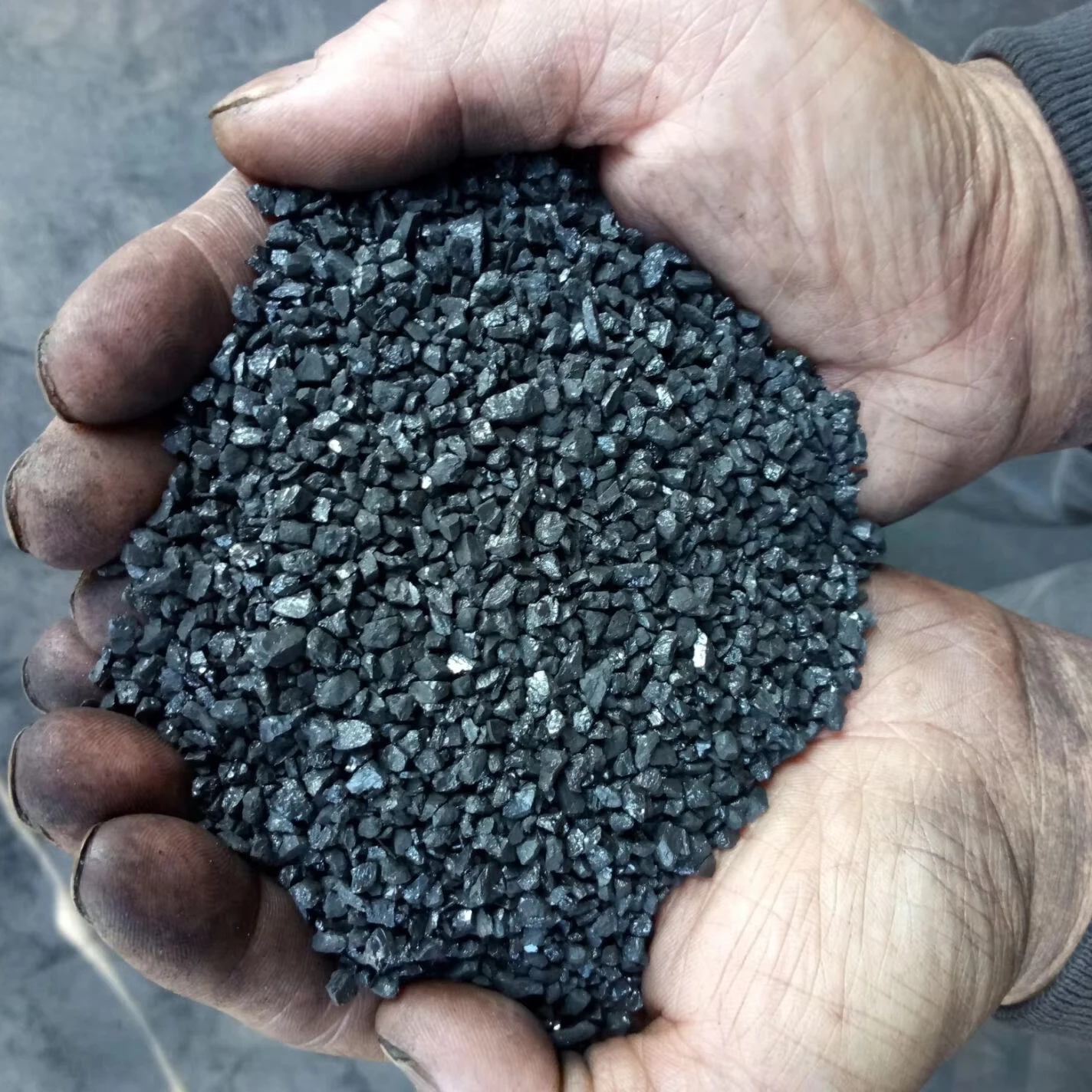 Factory big discount price CAC/Calcined Anthracite Coal FC95%S0.3%Ash8% used as fuel and carbon additive hot sale goods in stock