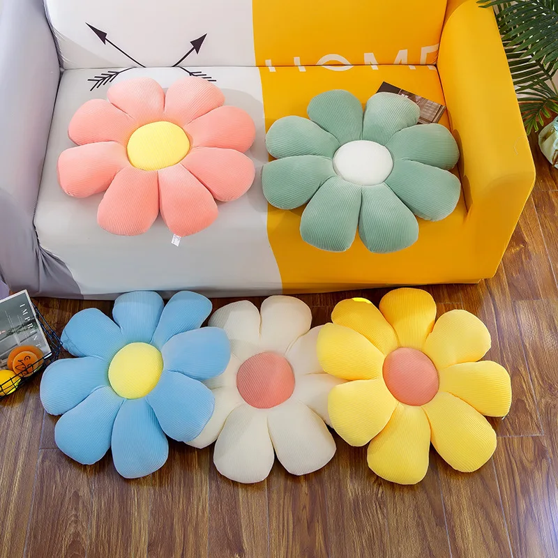 Small Daisy flower cushion Sun petal throw pillow plush toy sofa cushion Balcony bay window nap pillow pillow