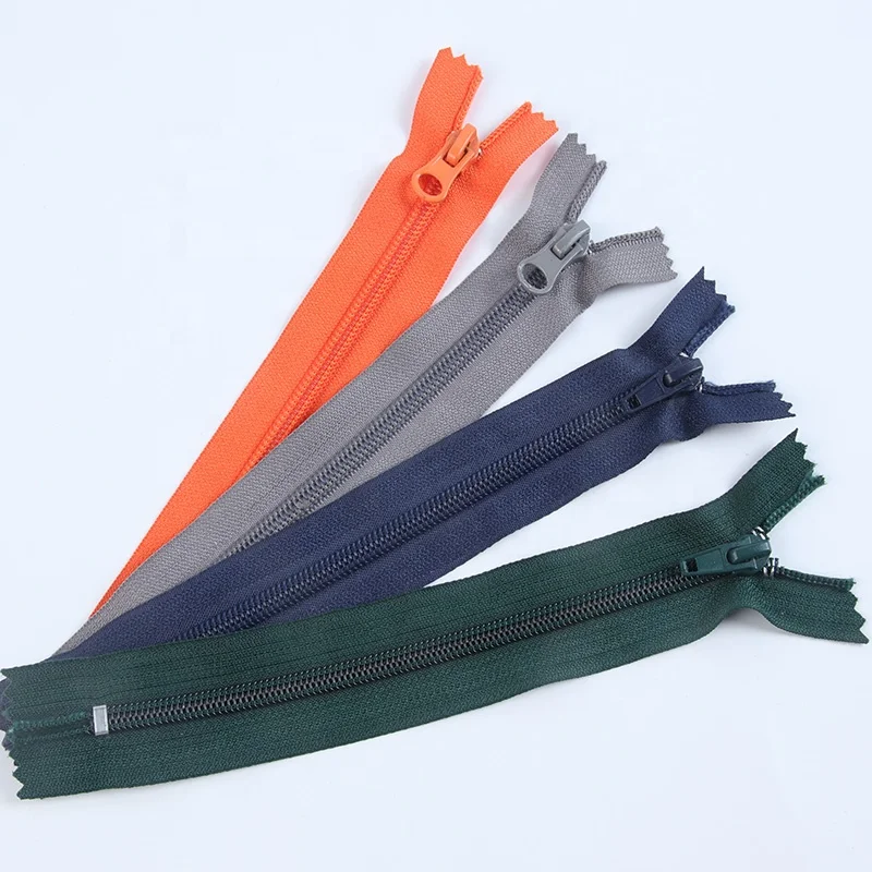 Прямая продажа с завода, нейлоновый 5 # пластиковый закрытый цветной слайдер DTM, рулон нейлоновой молнии для куртки, джемпера
