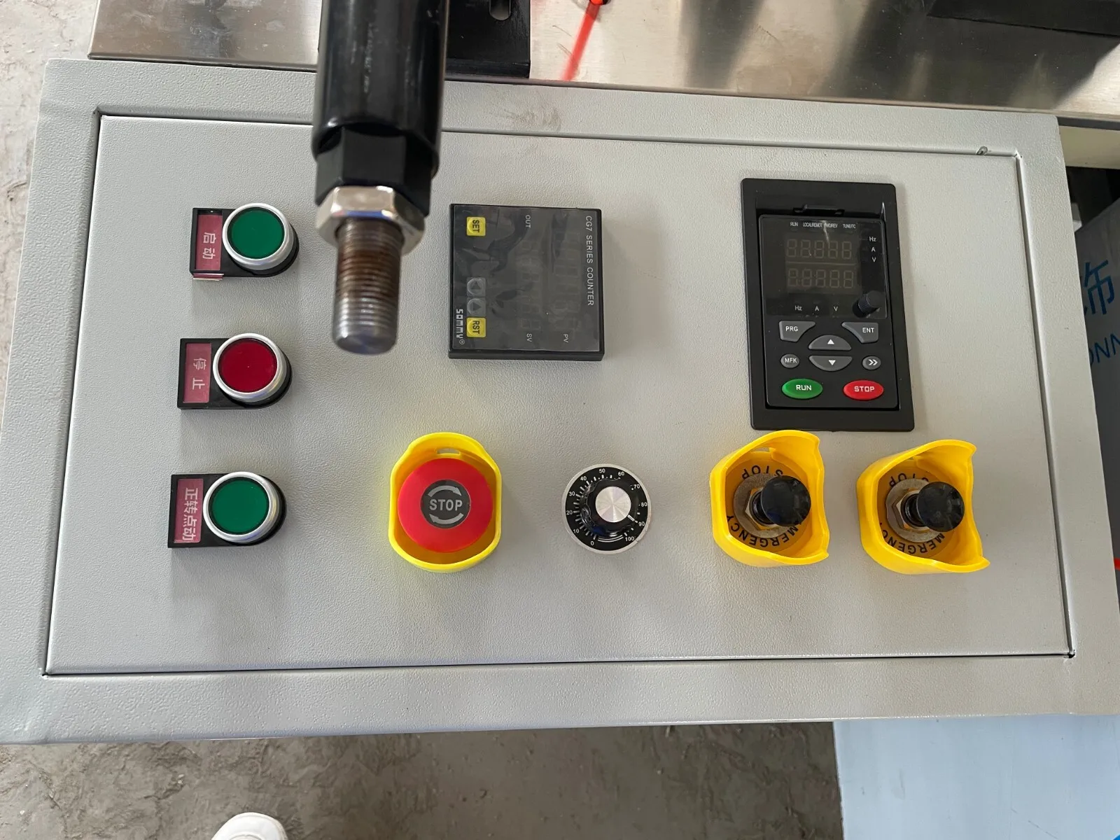 Factory Hot sales high-quality Cotton Pad Make up Rolled Face Cleaning Tissue Towel Winding Making Machine