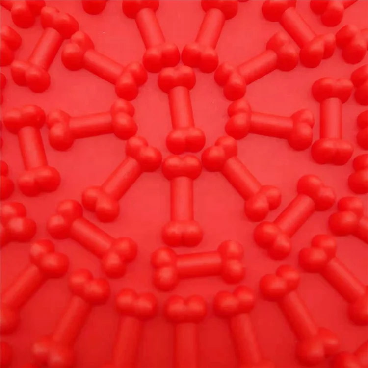 Wholesale Dog Bowls Silicone Slow Food Feeder Bath Toys Pet Washing Distraction Licking Mat Dog Lick Pad With Suction