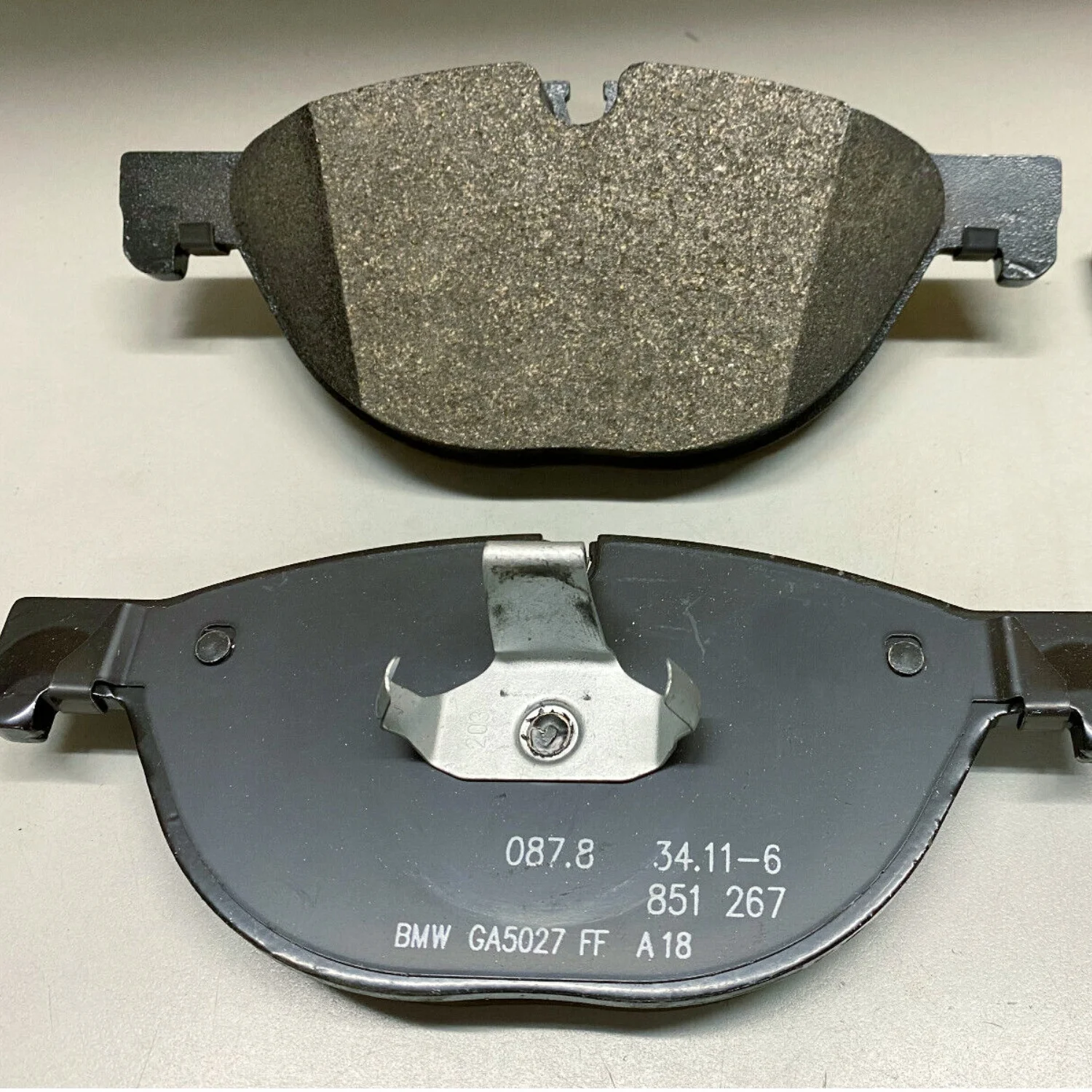 6851269 Auto Parts Front Disc brake friction plate For BMW  F01 F02 F03 F04 F07 F10 F11 F12  34116851269 Brake Pads Original