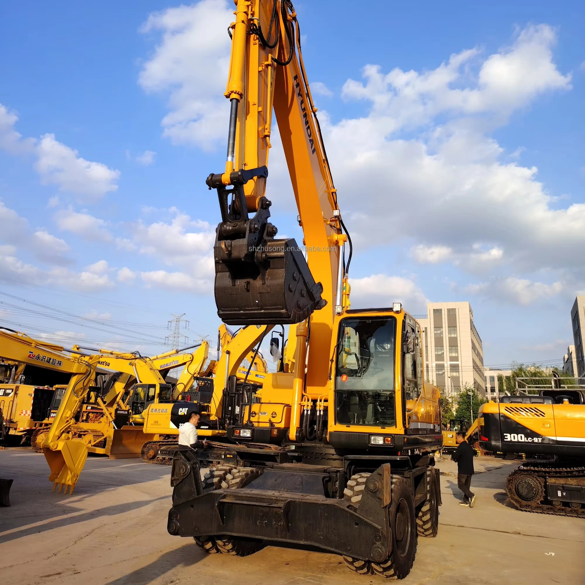Hyundai used wheeled excavator nice condition  used 210W-9 Hyundai excavator made in Korea hot sale
