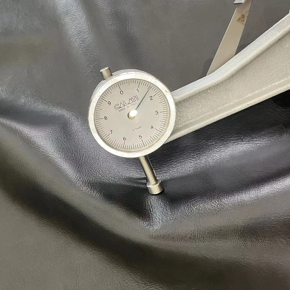 Wholesale price custom color full hide 100% pure genuine italian leather embossed,genuine grain leather for shoe