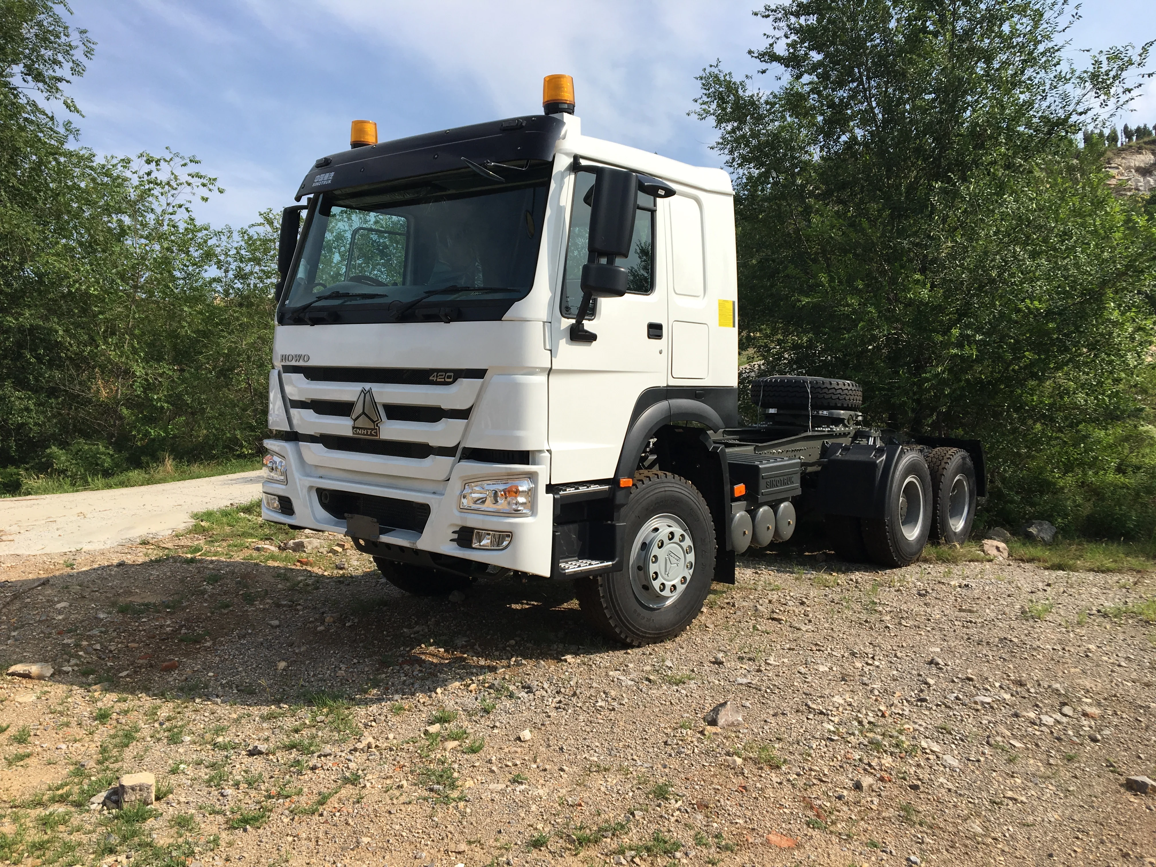 Тракторный грузовик sinosino howo 420hp цена