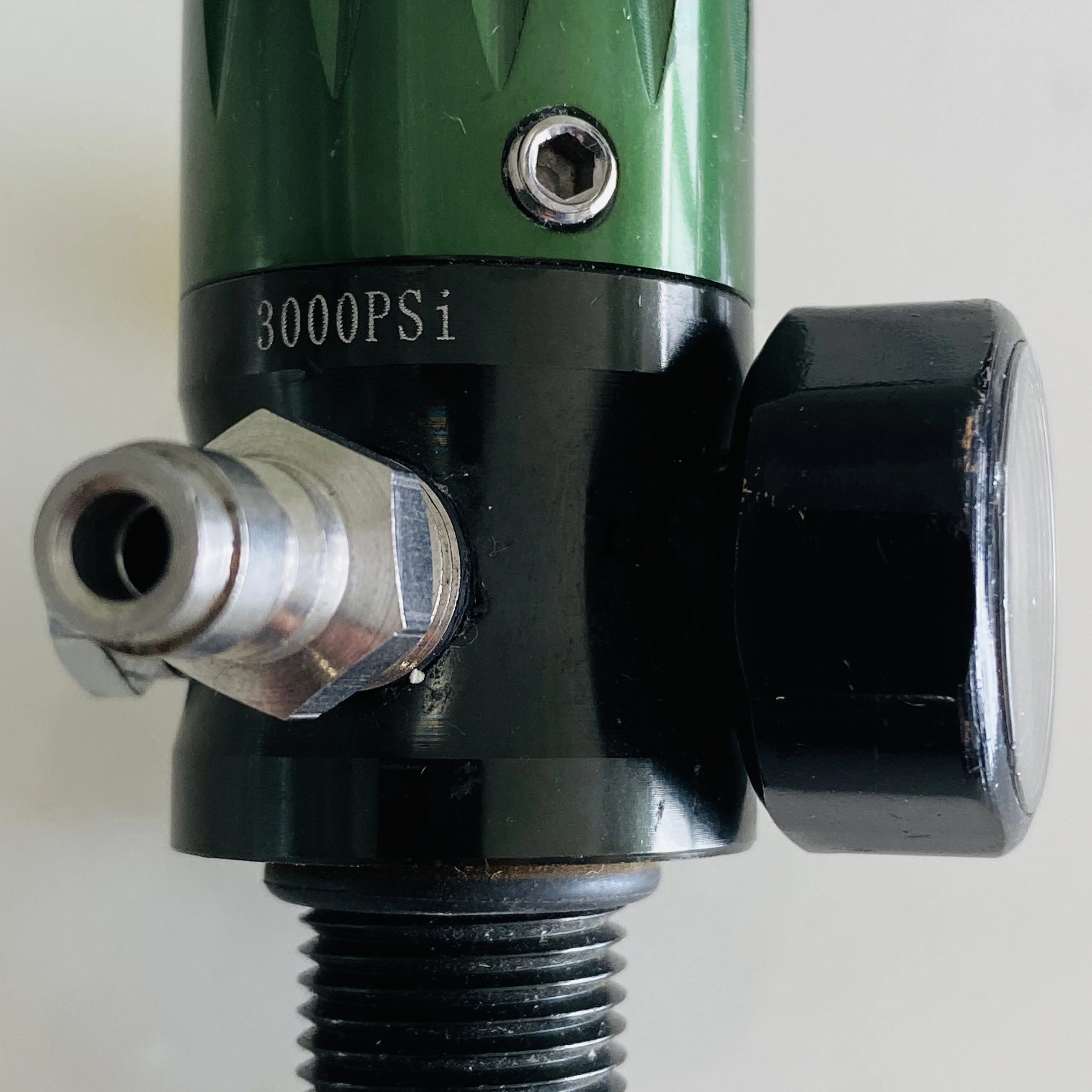 Paintball air tank gas pressure regulator 3000psi input with 800psi output