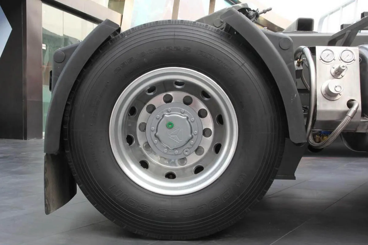 Terminal Tractor Use For Container Transportation Good Quality