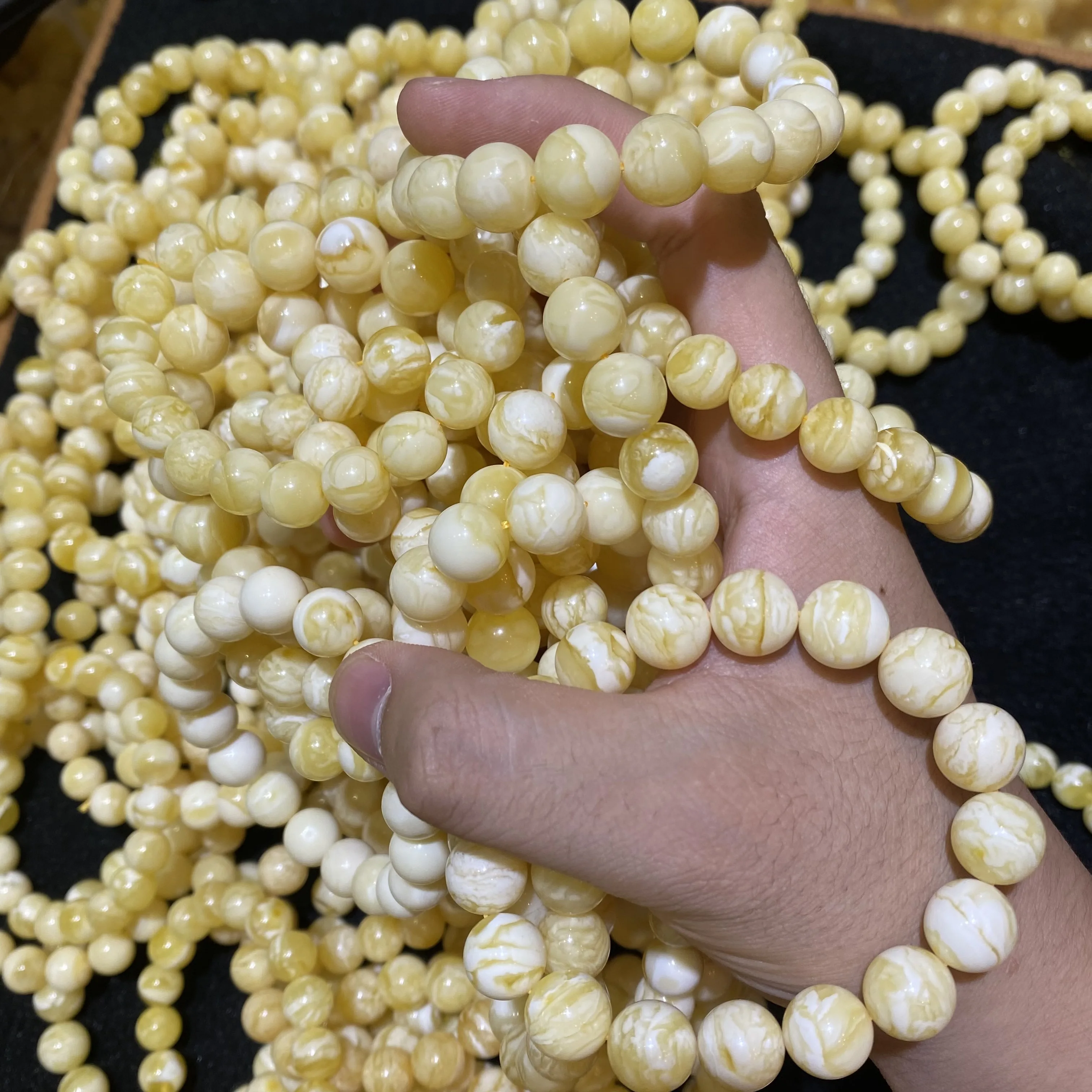 Russian natural Baltic Amber 10-12mm round bead amber White Amber Bead hand string Muslim prayer beads