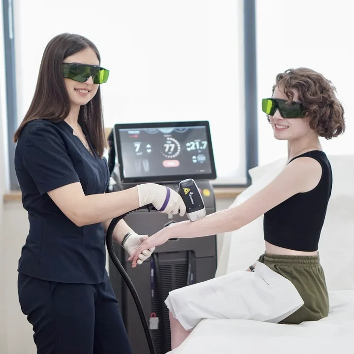 China professional dioden laser diodo hair remover 755nm 1064nm 808nm diode laser machine for hair removal skin rejuvenation