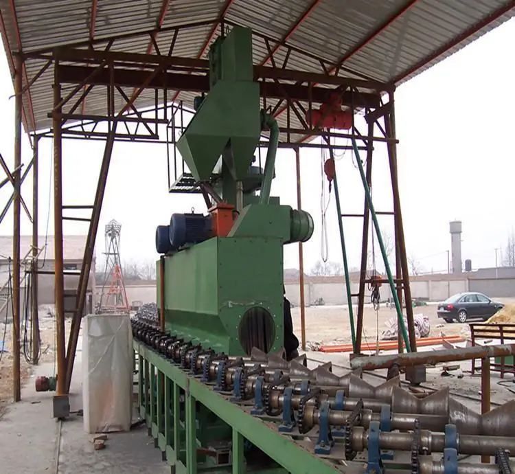Special shot blasting machine for removing dirt on the surface of oil drums / covers / tubes and vessels