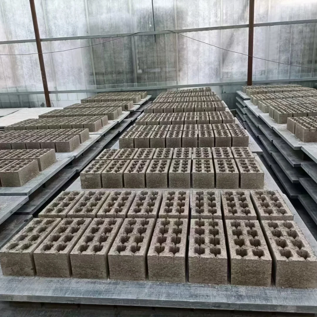 Plastic recycled GMT fiber block pallet for concrete brick making machine production line