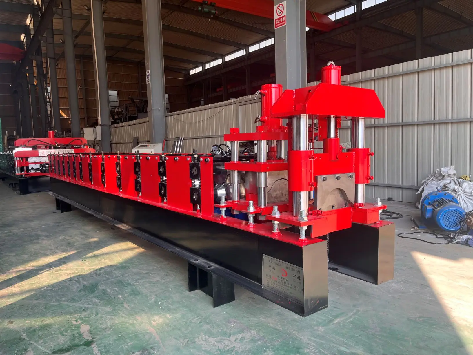 Metal ridge cap roof tile cold roll making forming machine ridge tile making machinery roofing machine