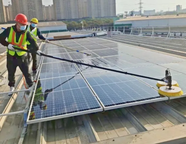 Telescopic Water Fed Pole Solar Panel Cleaning Machine Solar Panel Rotating Brush