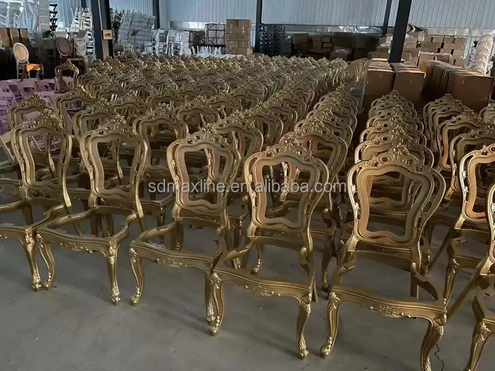 China Factory Direct Luxury Royal Wedding Plastic Resin Louis Chair