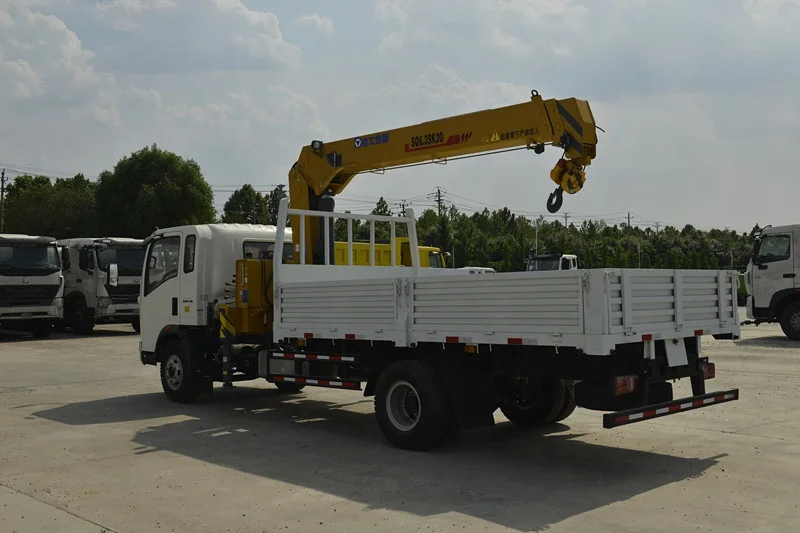 Грузовой кран 6 3 тонн SINOTRUK грузоподъемностью 4x2