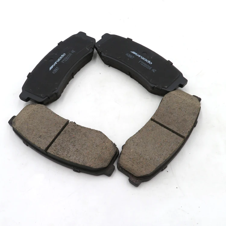  Задние тормозные колодки керамические 04466-60140 04466-60090 для Toyota land Cruiser