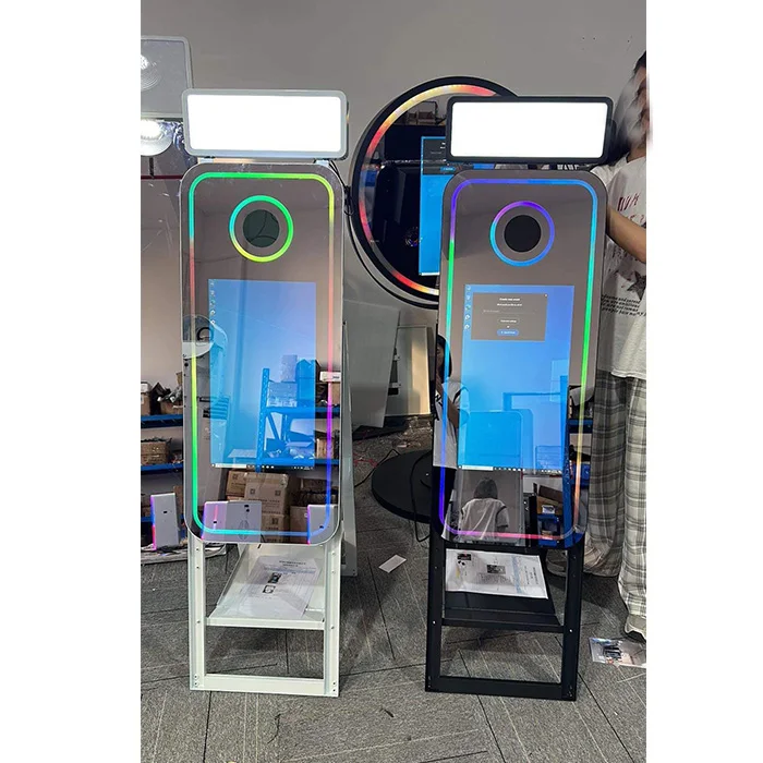 Tradeshow Machine Touch Screen Magic Mirror Camera Photo Booth Rental with Free Logo for Wedding and Events