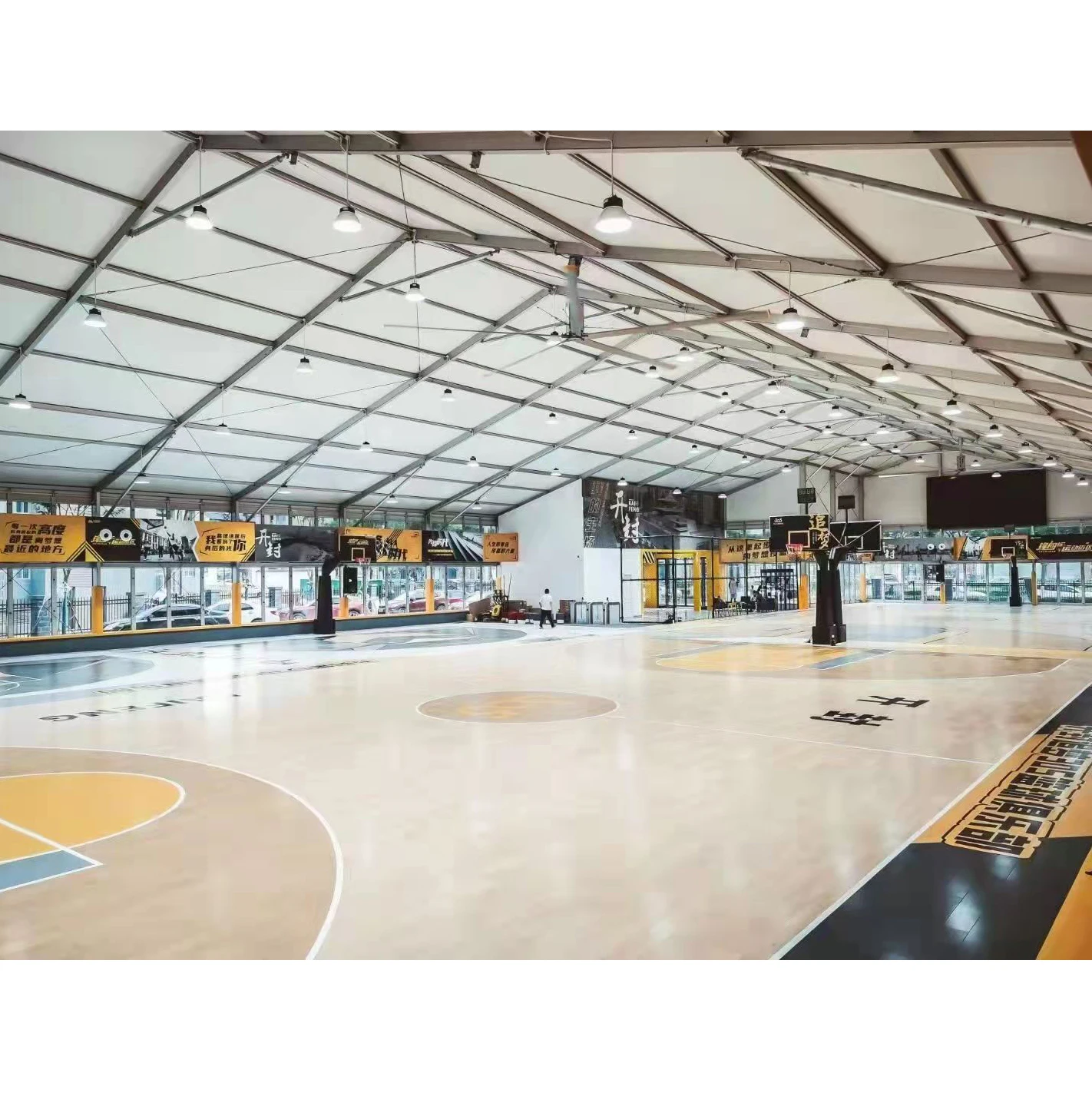 Luxury Arabic Clear Party Tents for Outdoor Events 100/200/300-People Capacity Extended Style Big Tents for Use