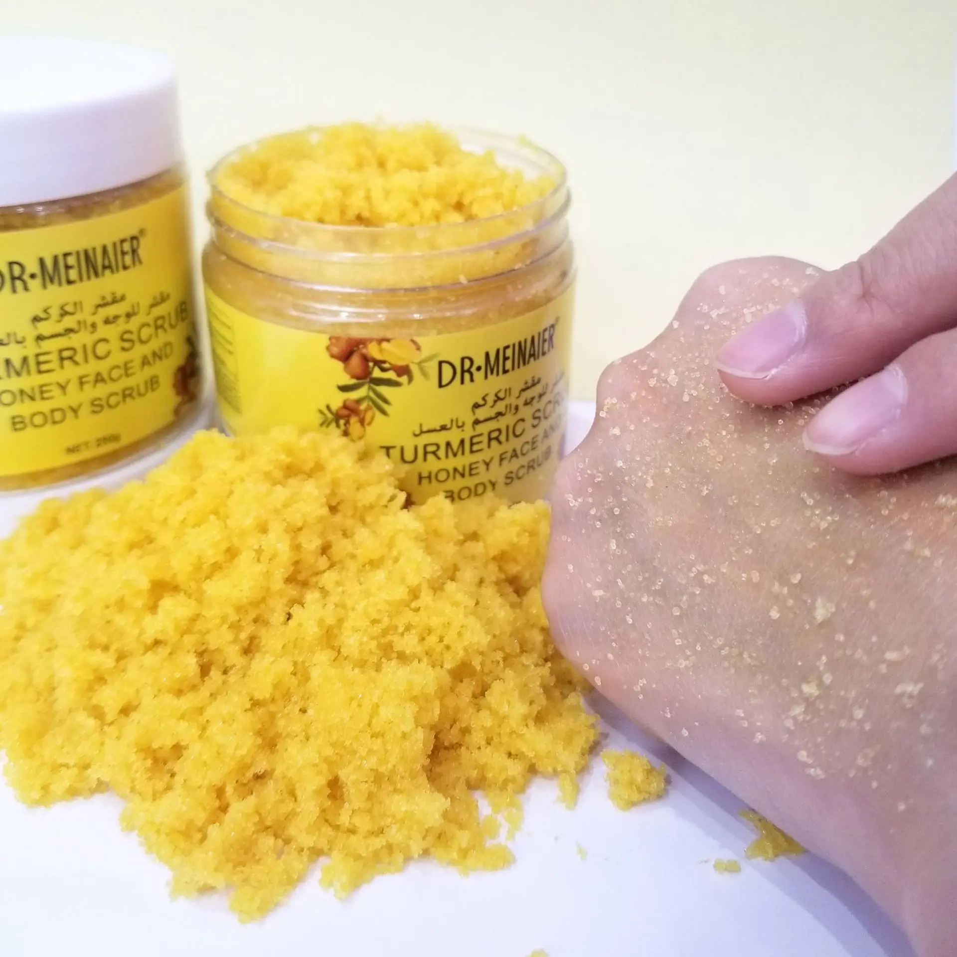 Custom Your Logo Turmeric Shea Butter Body Scrub Brightening Smooth Skin Exfoliate Foaming Vegan Sugar Cubes Body Scrub