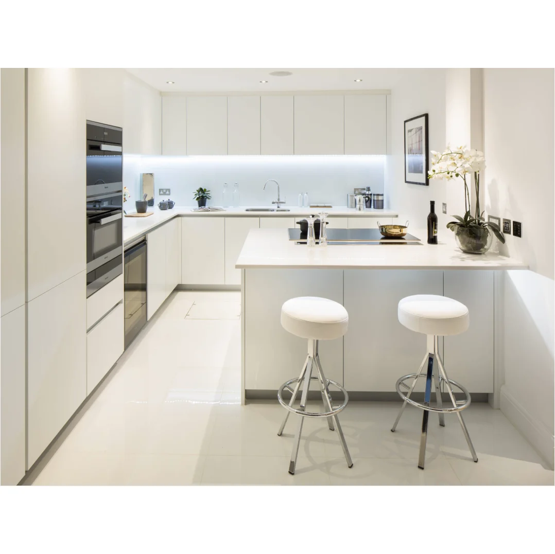 Modern latest design white color integral hot sale lacquer kitchen cabinet