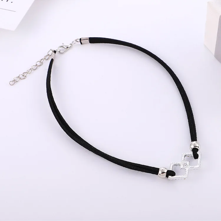Wholesale simple style cubic zirconia pendant Black Leather Choker Necklace for women
