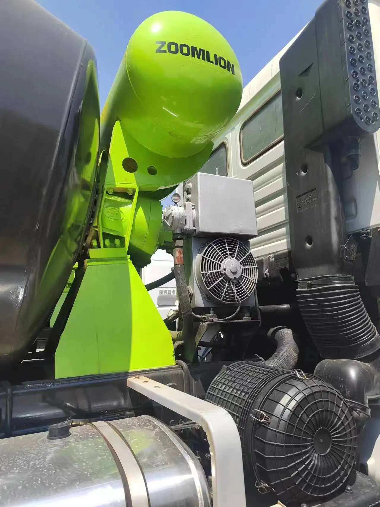 Used Shacman Mixer Truck Second Hand 10 Wheelers Shacman Mixing Truck