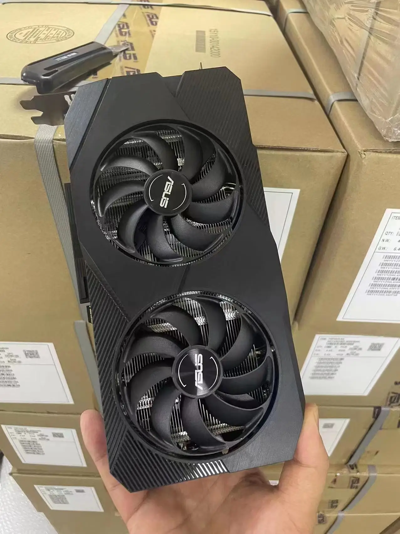 HOT sell  CMP 30HX Graphic Cards  DDR6 31mh/s 320BIT GPU 30HX