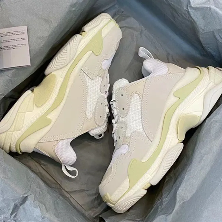 Wholesale Top Quality Walking Style Shoes Luxury Sneakers 2022 Designer Original Brand Bb Triple S Stock Shoes