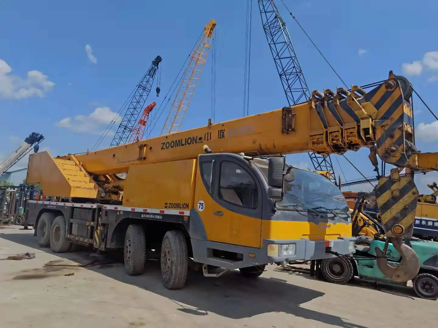 used Zoomlion crane 50 ton telescopic boom truck crane qy50v qy50 zoomlion50