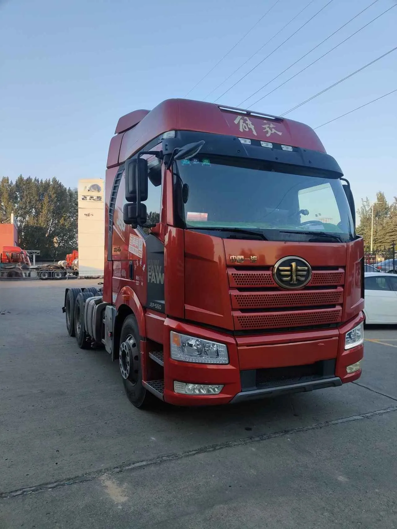 Тягач FAW Jiefang J6P тягач мощностью 460 л.с. 6 х4 Классический выпуск евро IV с дизельным топливом высокоэффективный Подержанный трактор СПГ