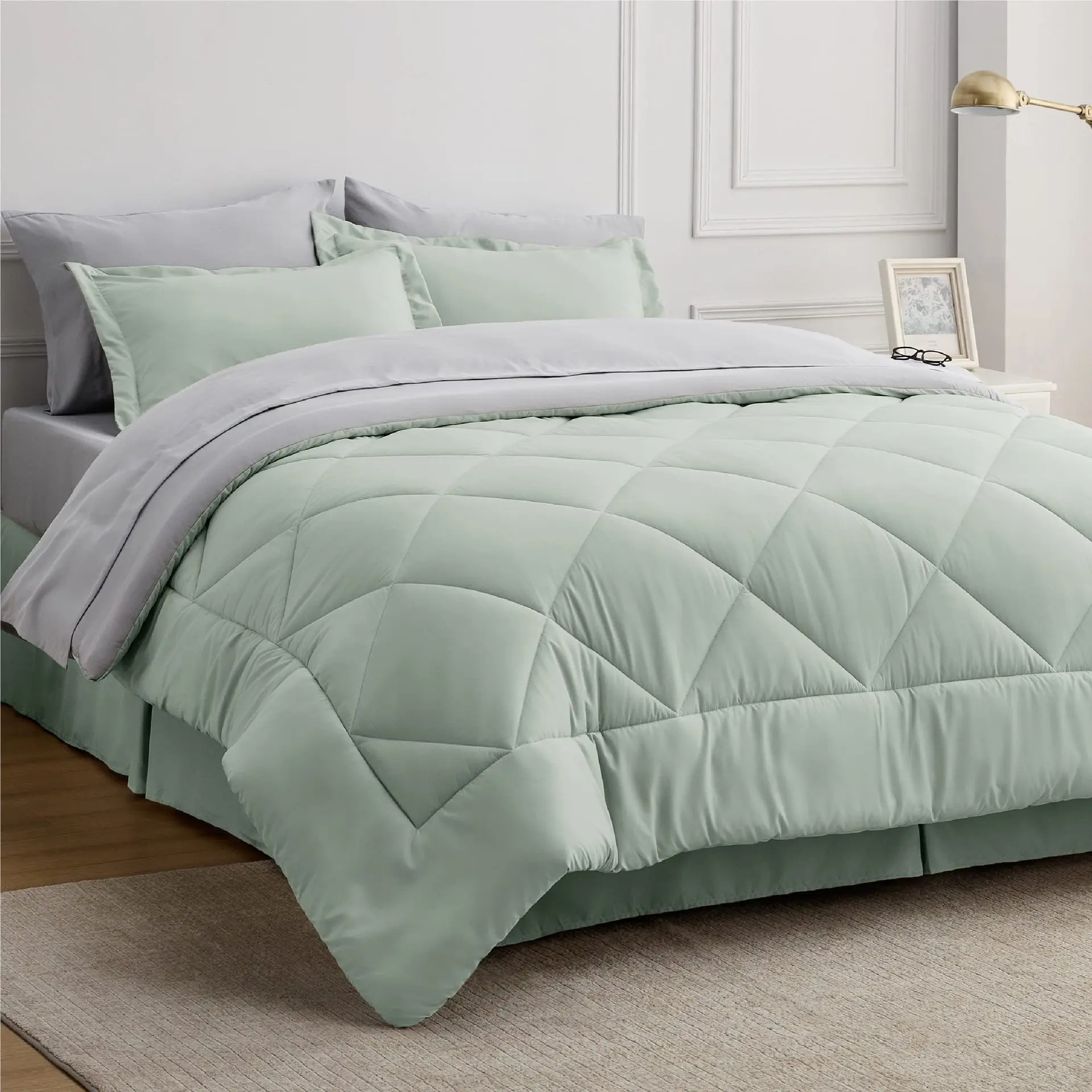 Одеяло из микрофибры с квадратным рисунком, размеры Queen