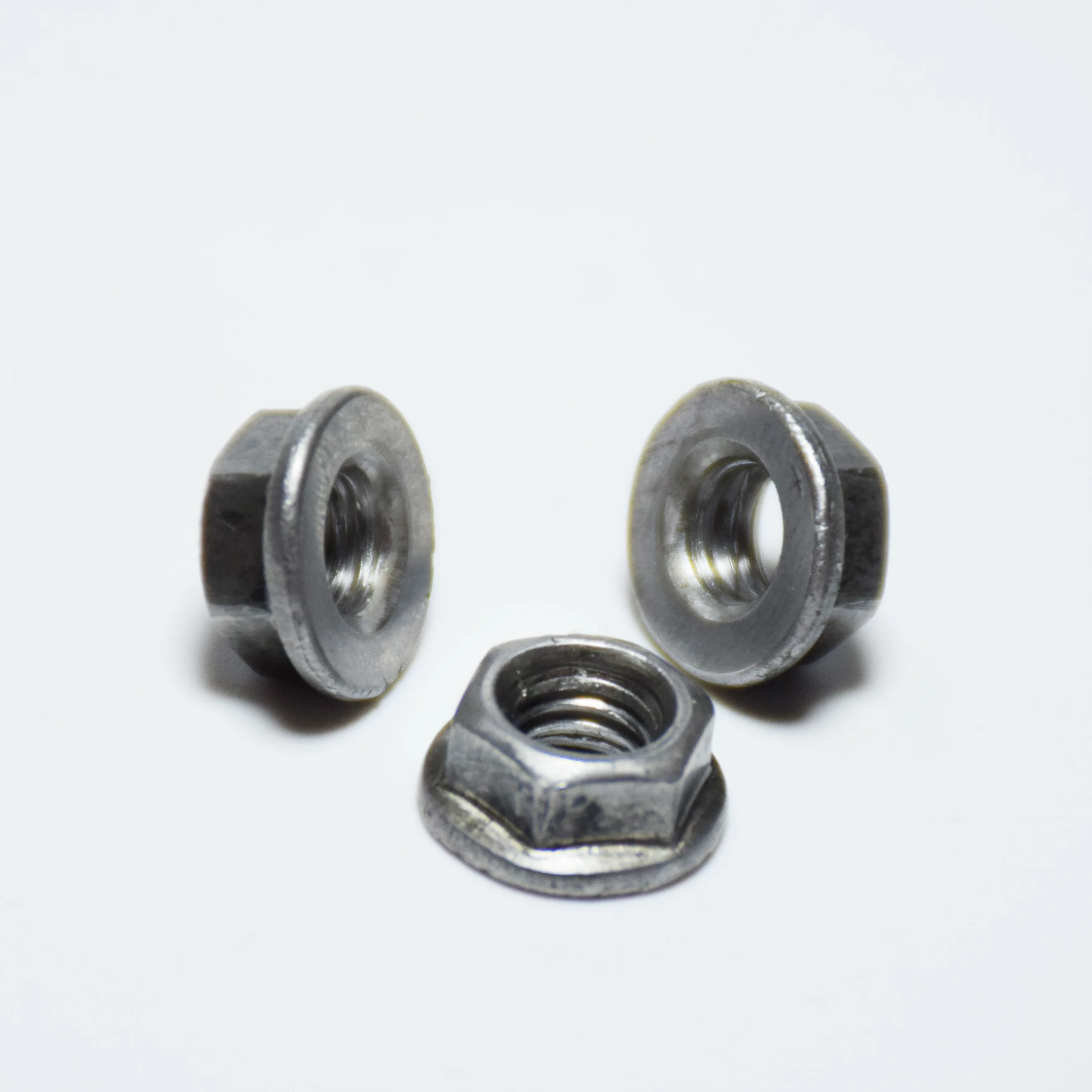 High Quality Hexagon Nuts With Flange True color Fasteners DIN6923 carbon steel