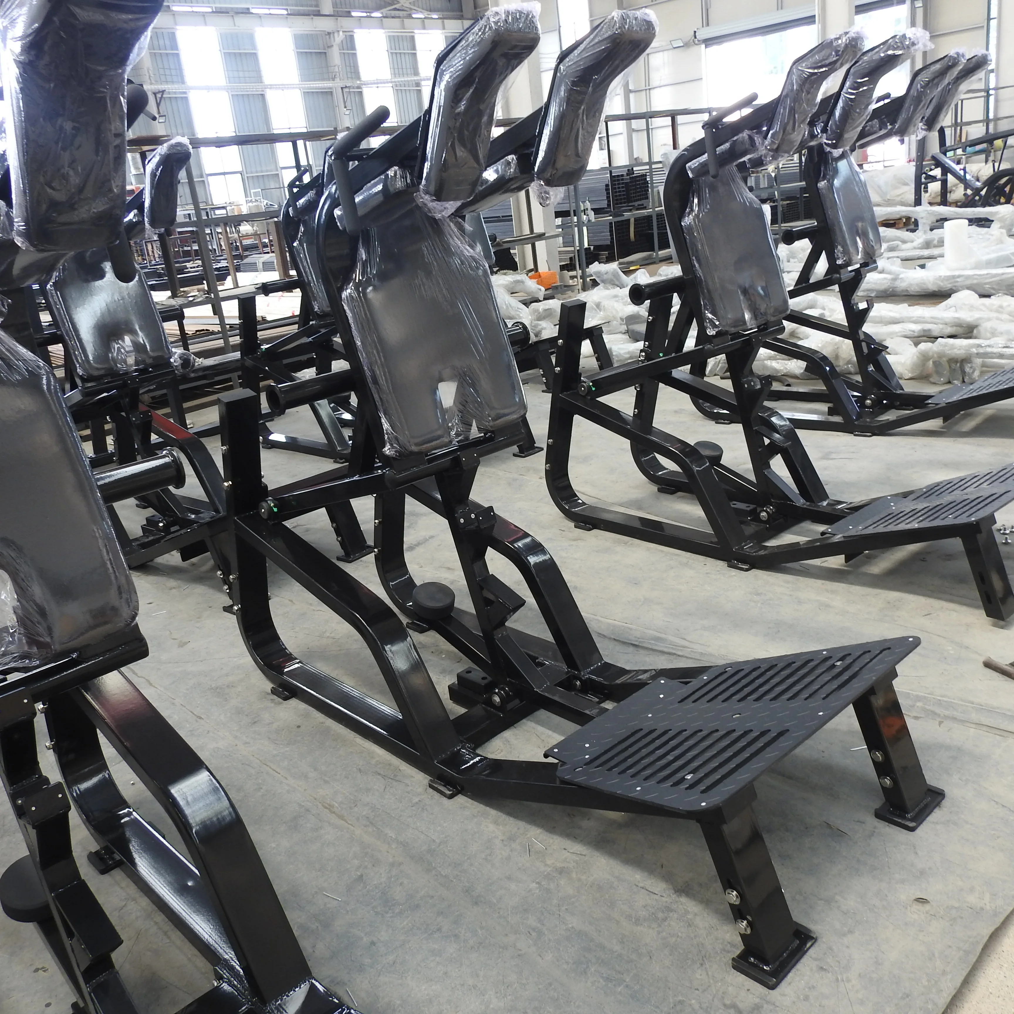 ARSENALL STRENGTH Hammers Strength Best Hack Squat Fitness Machine