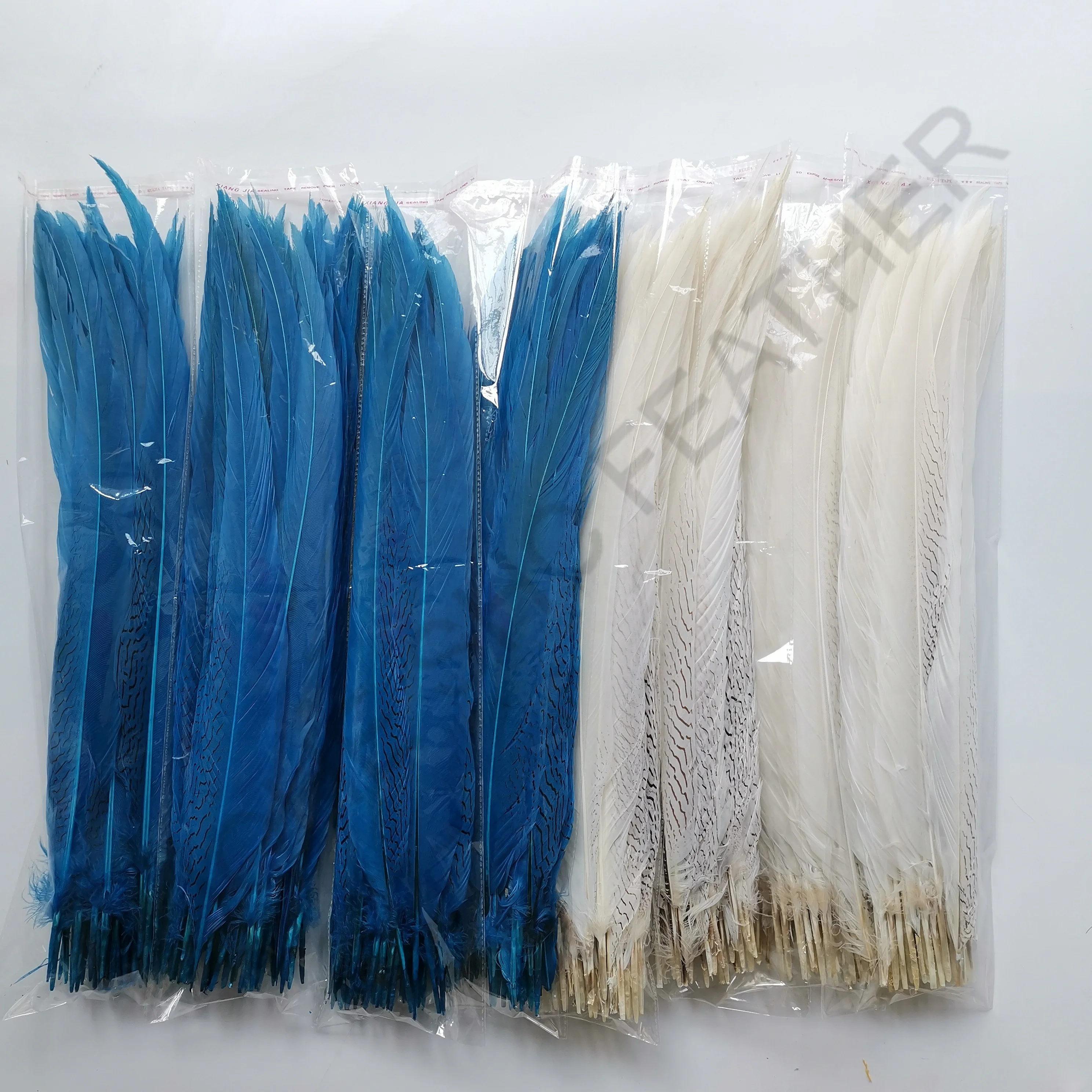 Cheap sale 22-24 inch Natural dyed colors Silver Pheasant Tail Feather for carnival dance and performance headdress decoration