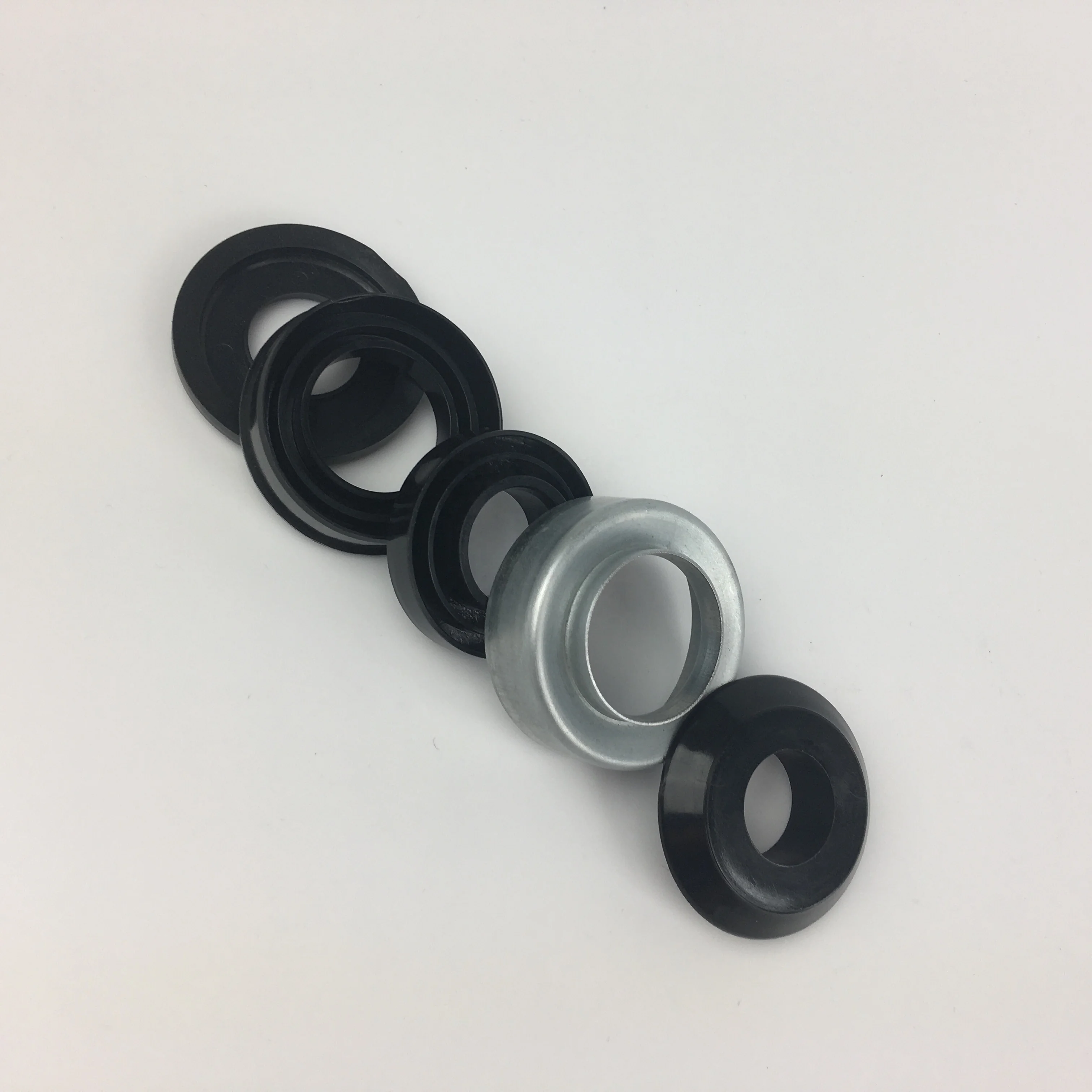 Good quality POM seal kits with long operating life for 6204 bearing