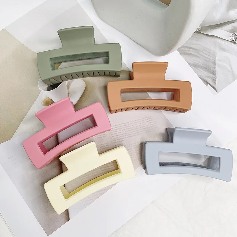 New Summer Spring Matte Acrylic Hair Jaw Clips Solid Hollow Geometric Plastic Hair Clamp Clips Claw Women Gifts