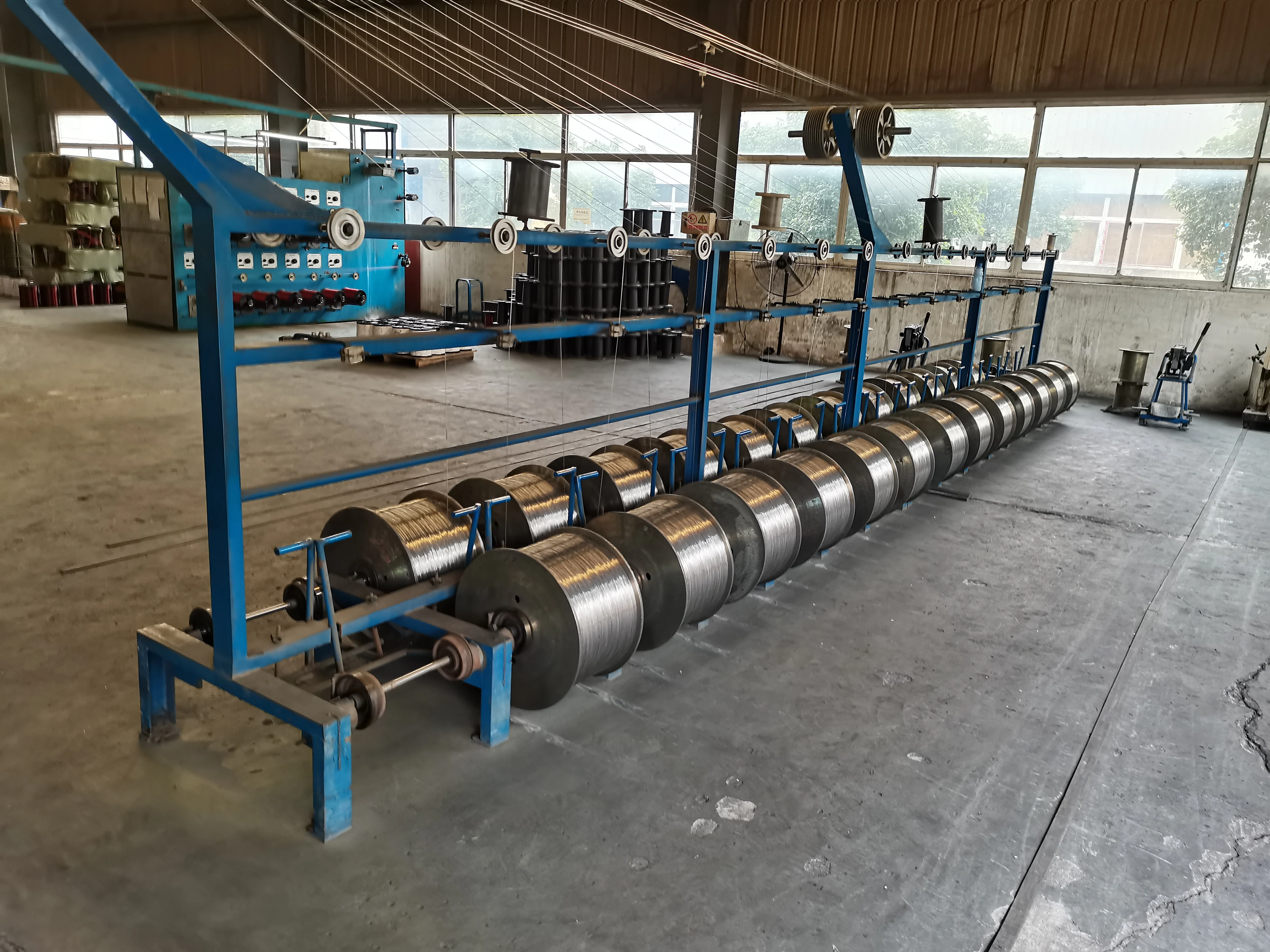 Daily 600~700 KW.H Vertical Type Copper /Aluminum Wire Enameling / Cable Coating Machine Electric Cable Making Machine